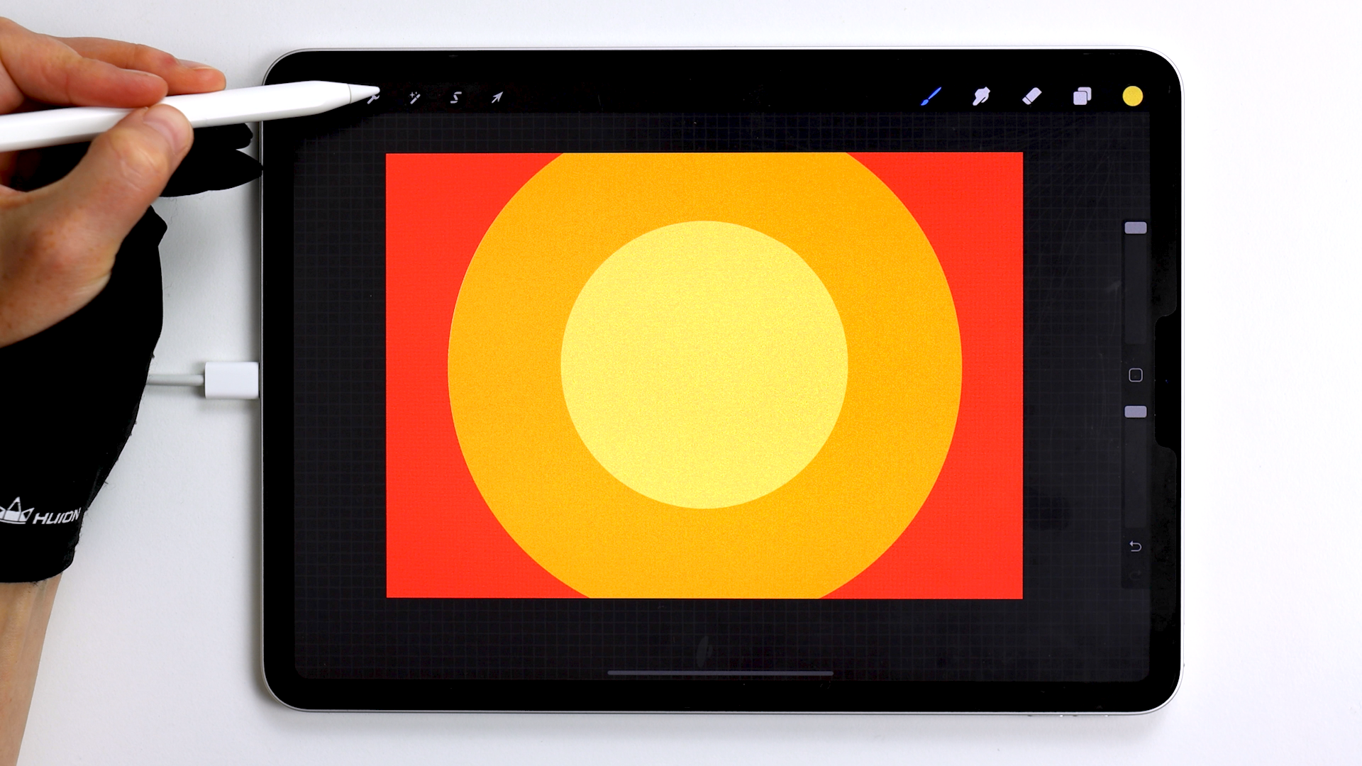 Radial gradient set up in Procreate | tatyanadeniz.com